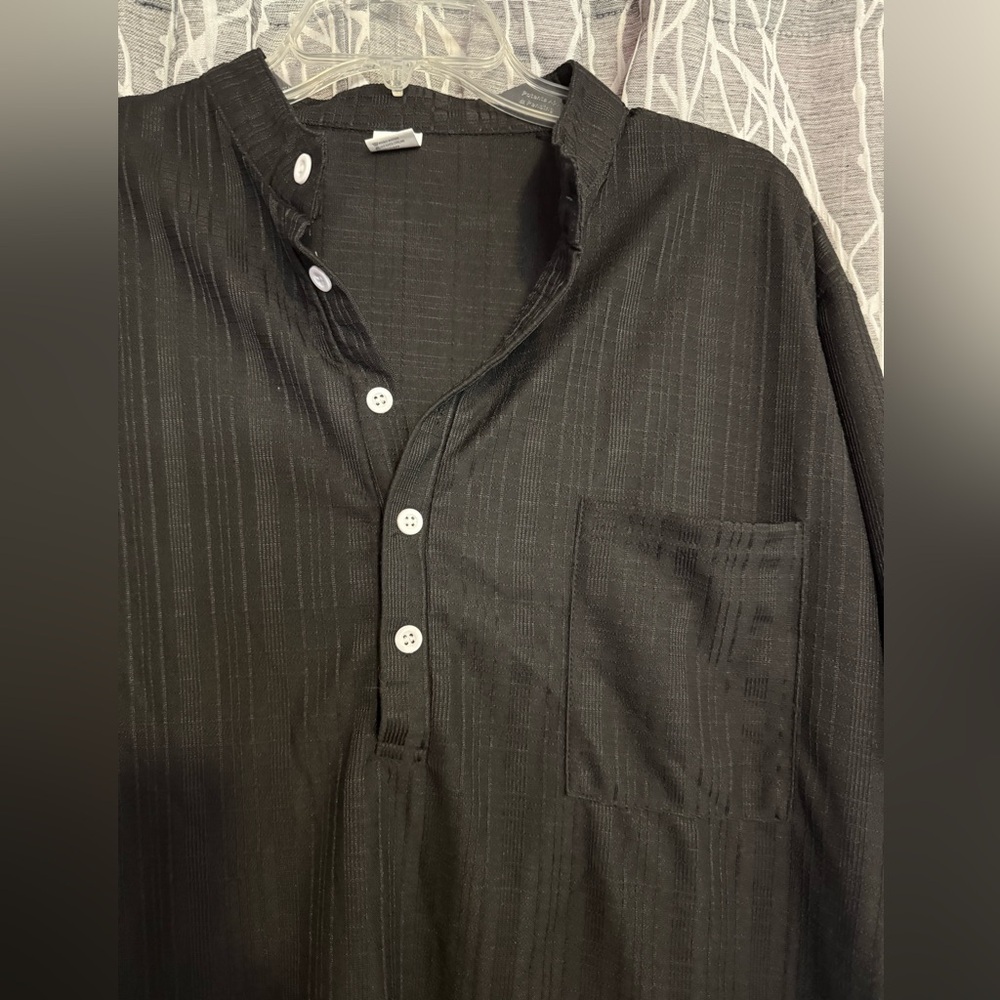 NWOT Black Casual Button Down Shirt size XXL​ runs small - Picture 2 of 4